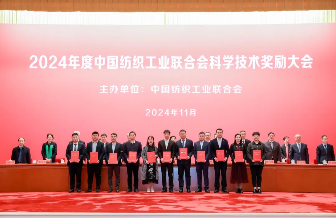 WeChat35e29bbb06f98356312747d945d12339.jpg